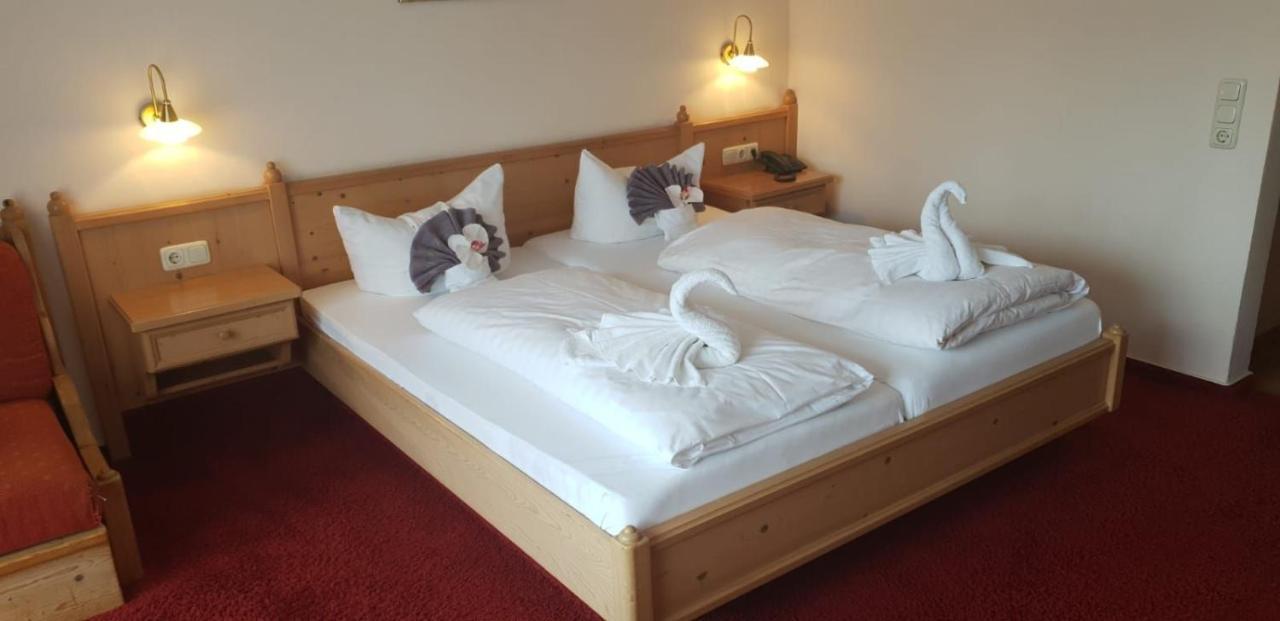 Hotel Igelstadt Fürstenberg Esterno foto