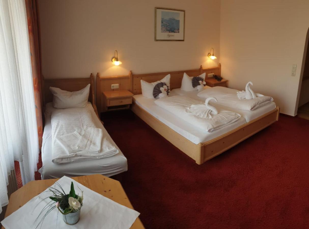 Hotel Igelstadt Fürstenberg Esterno foto