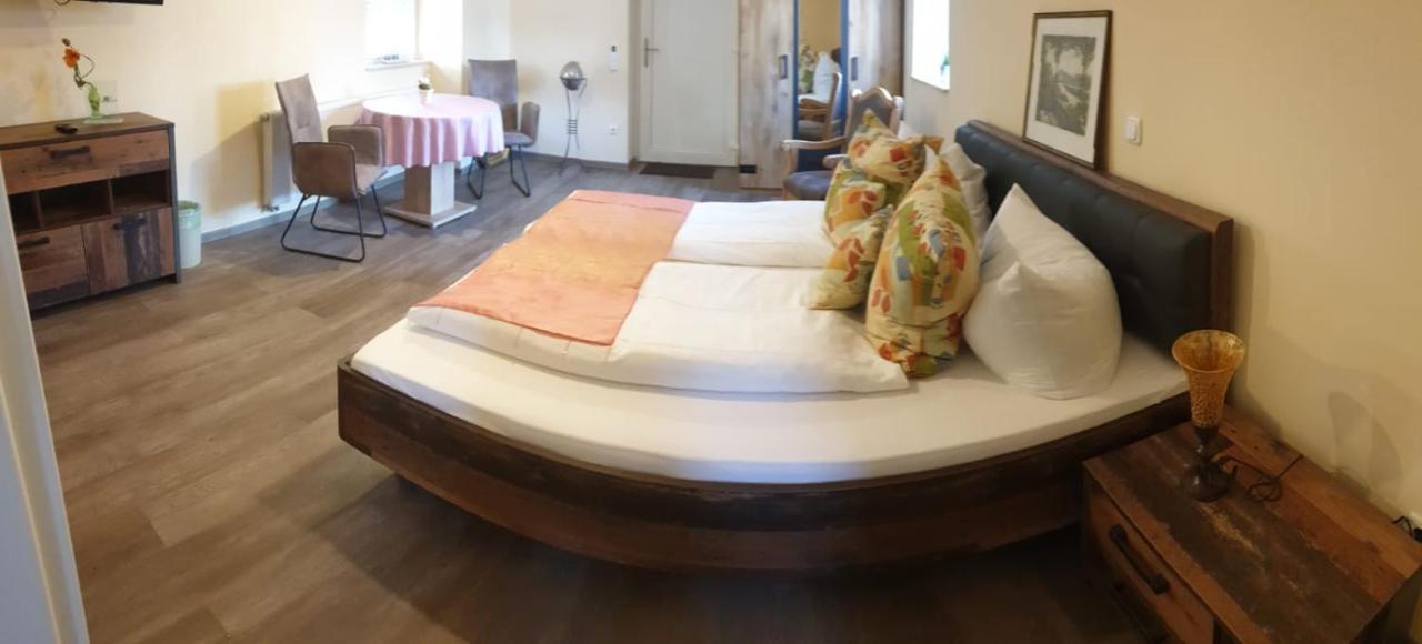 Hotel Igelstadt Fürstenberg Esterno foto