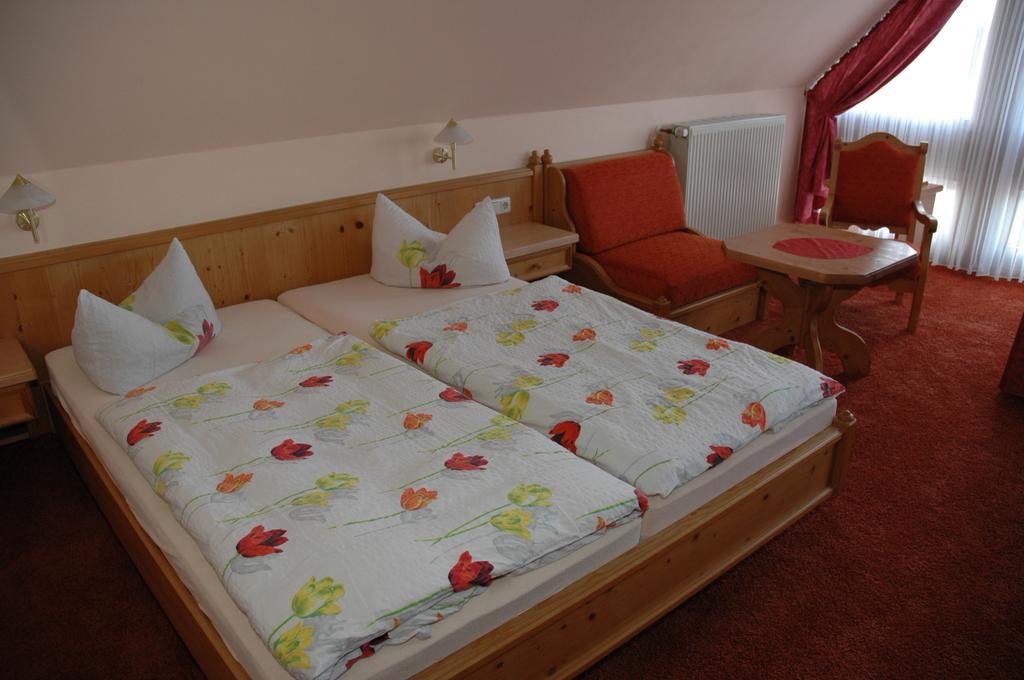 Hotel Igelstadt Fürstenberg Esterno foto